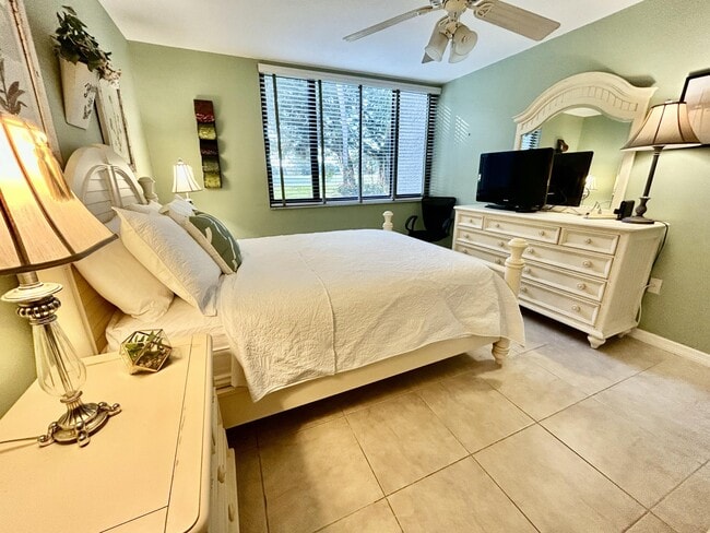 Building Photo - 4801 Esedra Ct