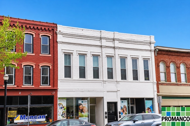 Building Photo - Downtown Luxury Loft Apartment