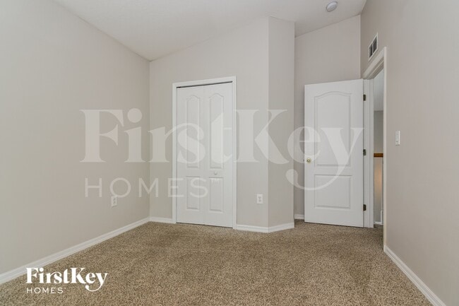Building Photo - 18136 Birdwater Dr