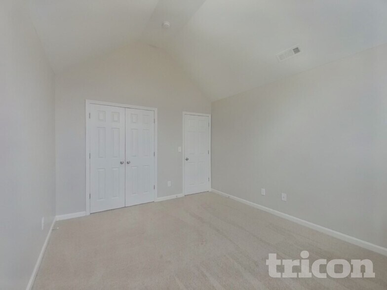 Building Photo - 3837 Parkers Fry