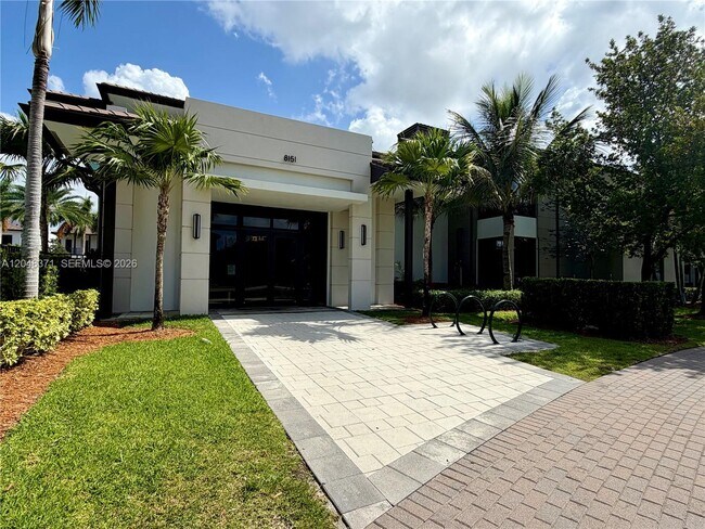 Building Photo - 4740 NW 84th Ct