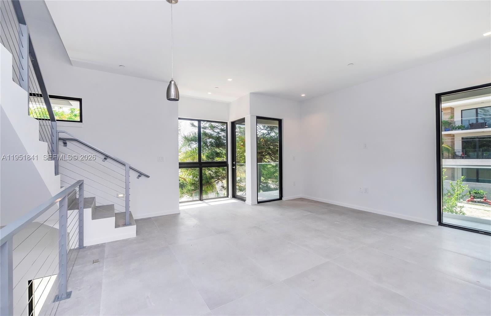 Building Photo - 3264 Bird Ave