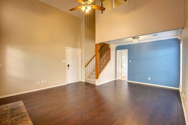 Building Photo - 300 Stoneledge Dr
