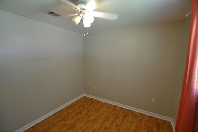 Building Photo - West Feliciana School District! 3 bedroom, 1.5 bath home in coveted Audubon Hills Subdiv