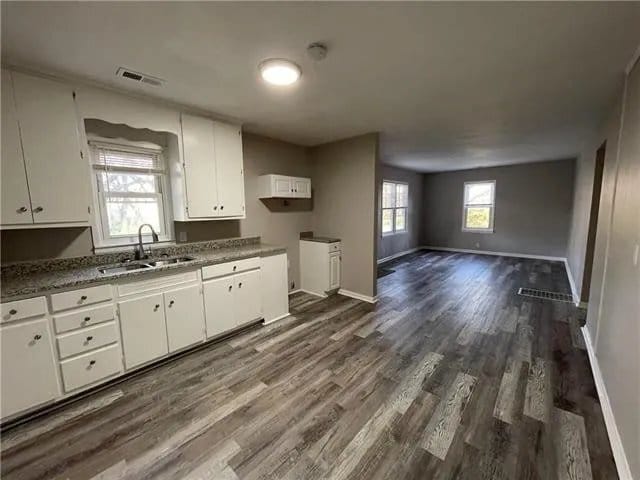 Building Photo - 6311 Longwood Ct