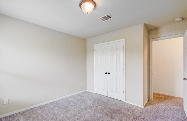 Building Photo - 23023 Black Mountain Ash Ct