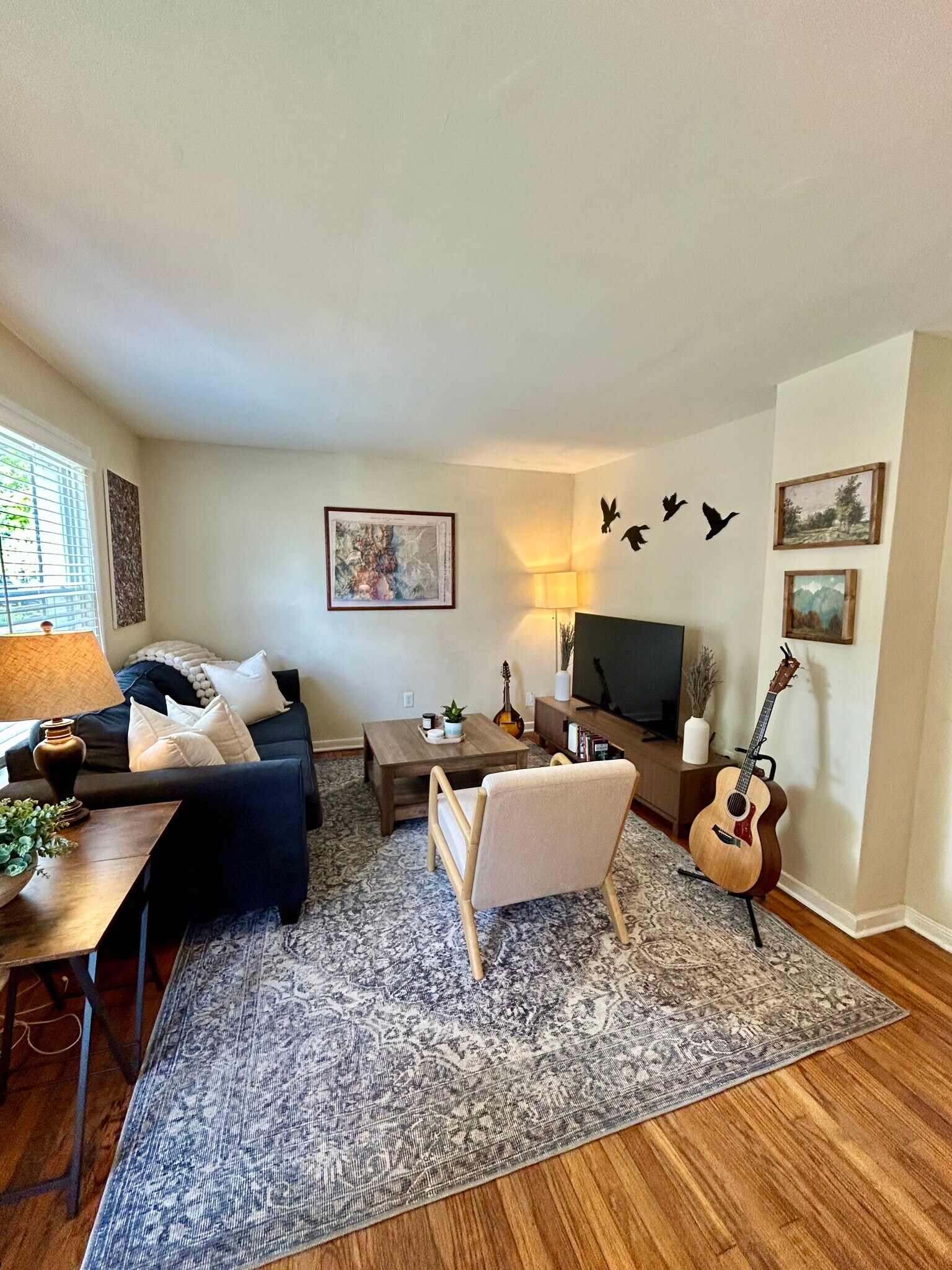 Living Room - 1106 S Lombardy St