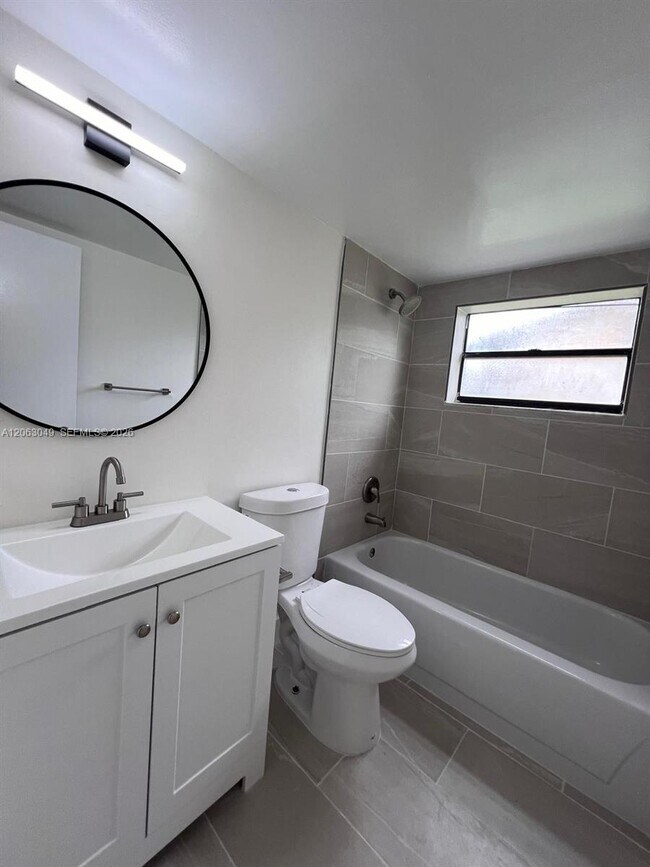 Building Photo - 2685 W 66th St