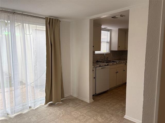 Building Photo - 5357 Wonder Dr