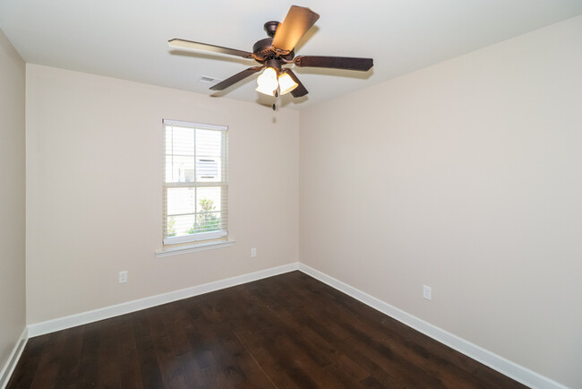 Building Photo - 3567 Marion Ln