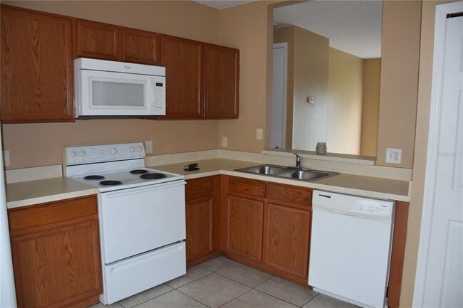 Building Photo - 322 Baccarat Ct
