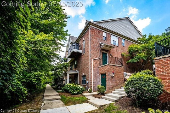 Building Photo - 39660 Rockcrest Ln