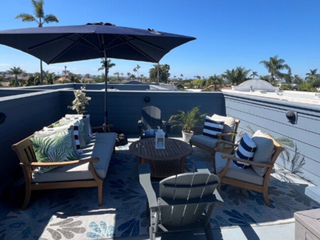 Building Photo - BRAND NEW CONDO | EV Charging