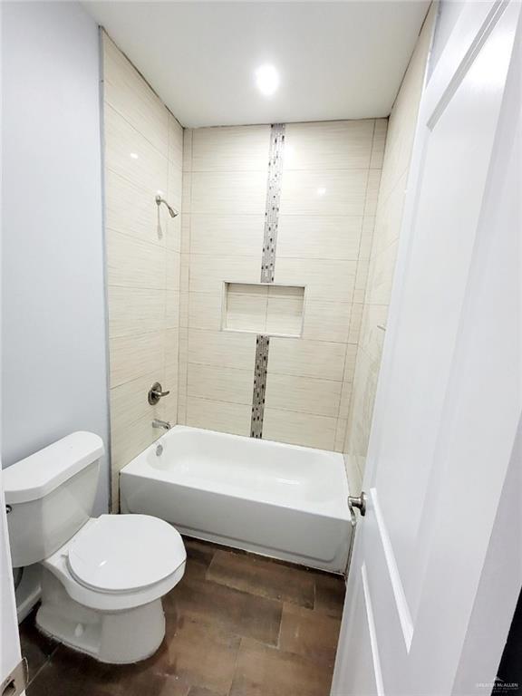 Building Photo - 16 Fuerte Ave