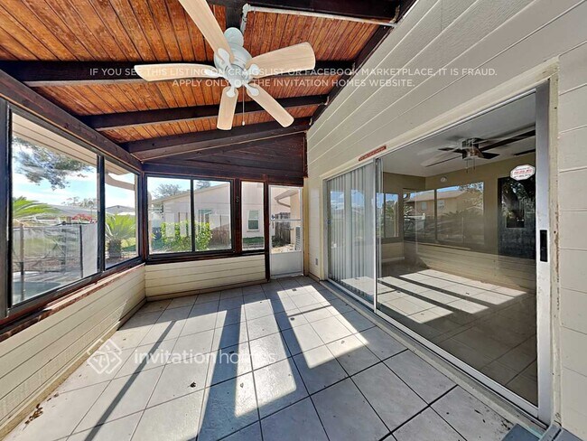 Building Photo - 1623 Palm Leaf Dr