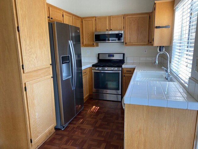 Building Photo - 8765 Clay Glen Way