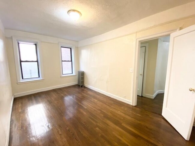 Primary Photo - 1 bedroom in BRONX NY 10463