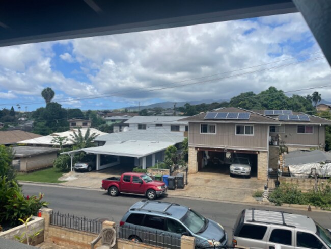Building Photo - 94-361-361 Kahuanani St