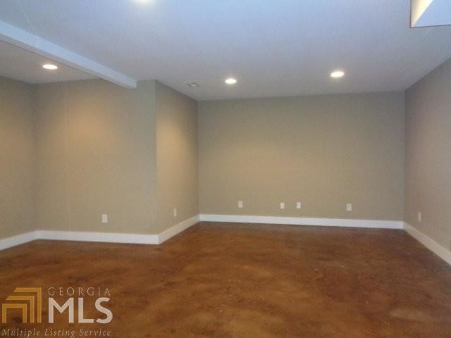 Building Photo - 806 Ridge Creek Ln