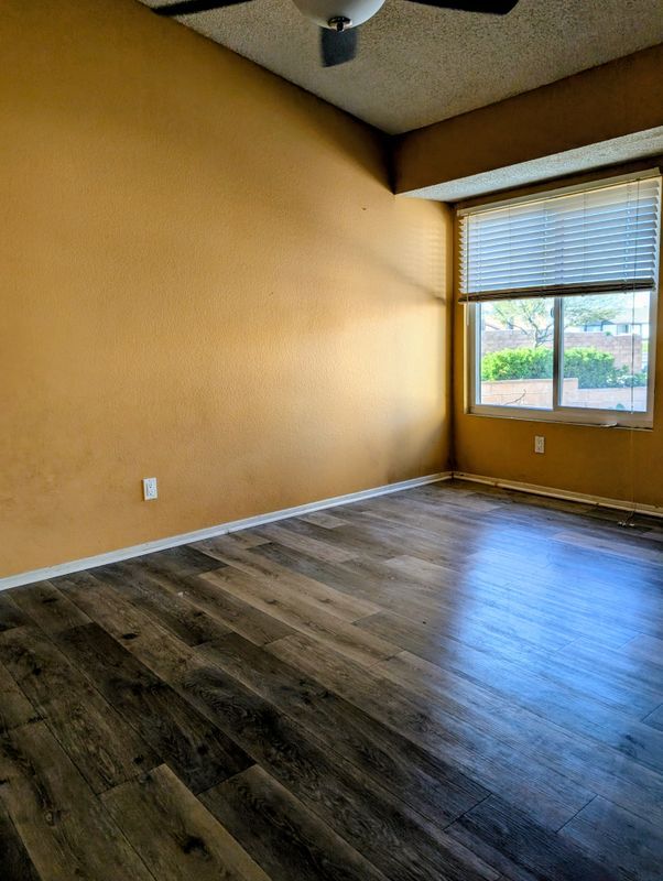 Building Photo - 2524 W Plaza Serena Dr