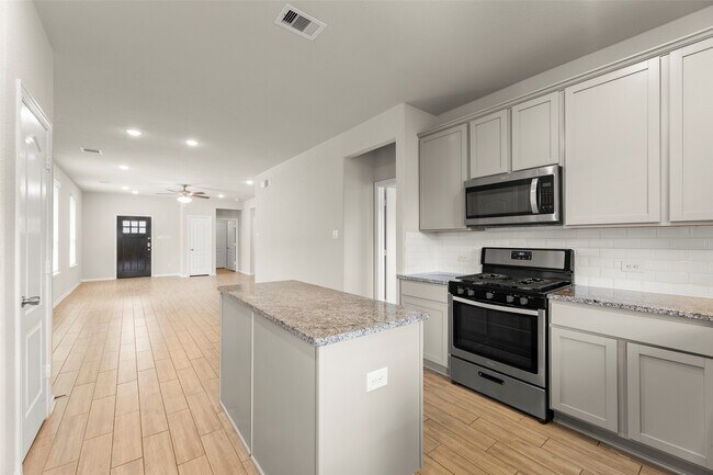 Building Photo - 31322 Conover Dr