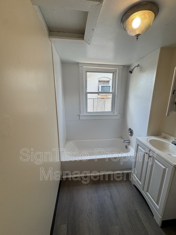 Building Photo - 235 East Ave