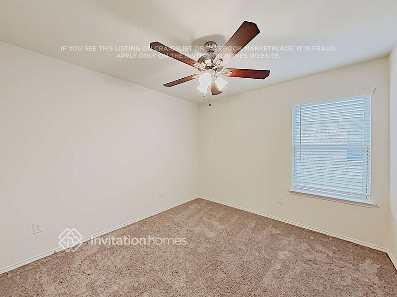 Building Photo - 14464 Artisan Dr