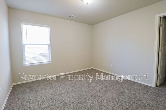 Building Photo - 3543 E 143rd Ct S