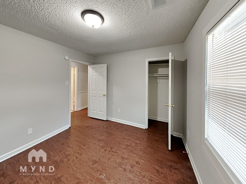 Building Photo - 4546 S Berrypick Ln