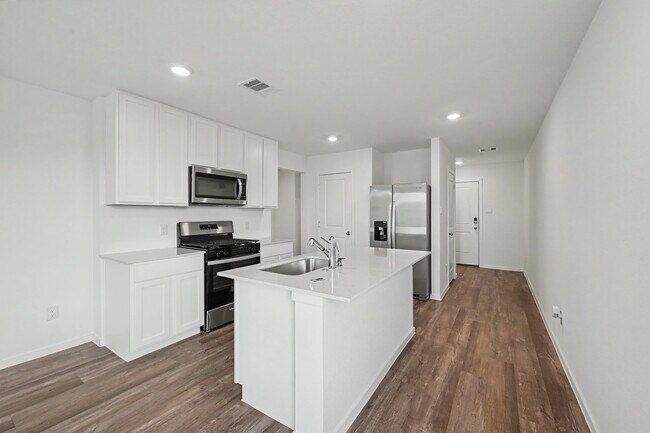 Building Photo - 40839 Hawthorne Glades St