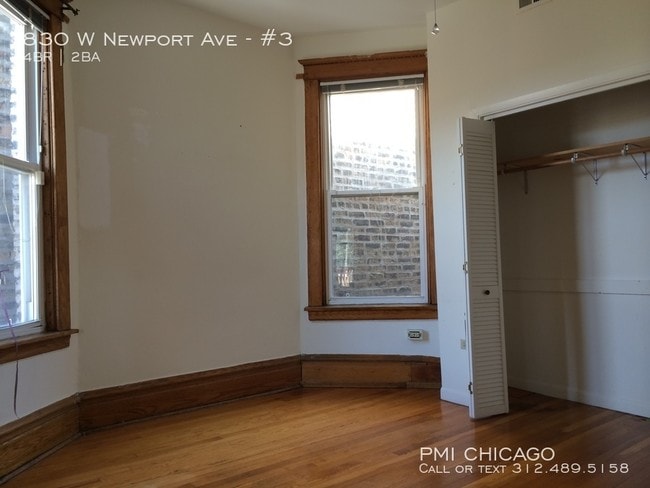 Building Photo - 830 W Newport Ave