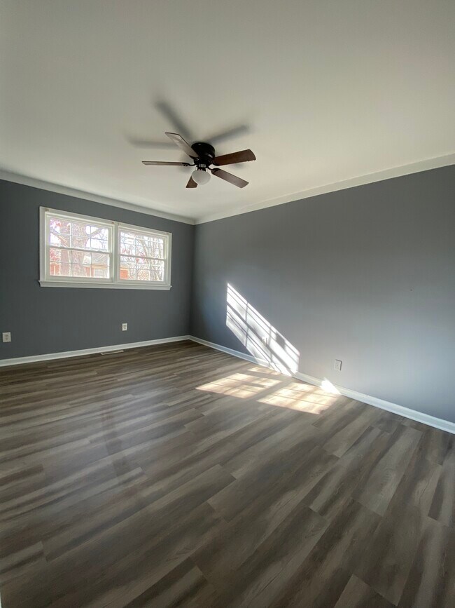 Building Photo - 401 Advocate Ct