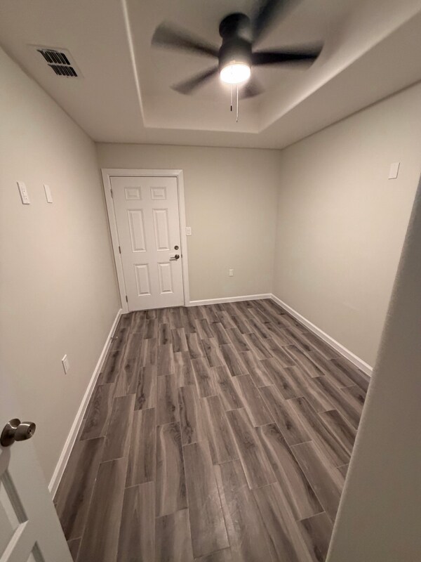 Building Photo - 5608 Vidos Dr