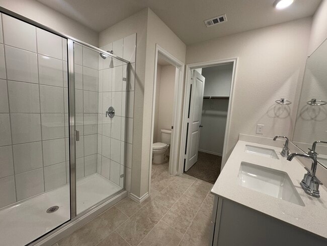 Building Photo - BRAND NEW 4-Bedroom Home in Lindale!