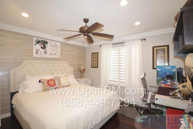 Building Photo - 11205 Socorro St