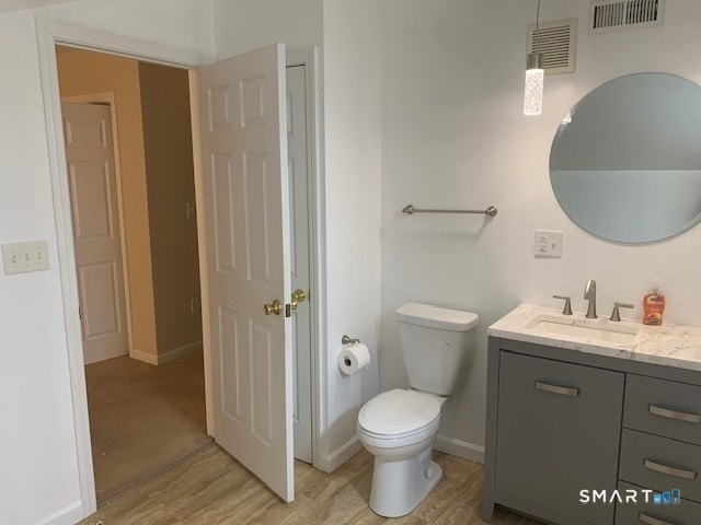 Building Photo - 18 Greenbriar Dr