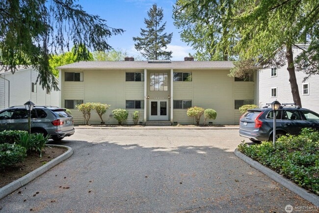 Building Photo - 19433 28th Ave NE