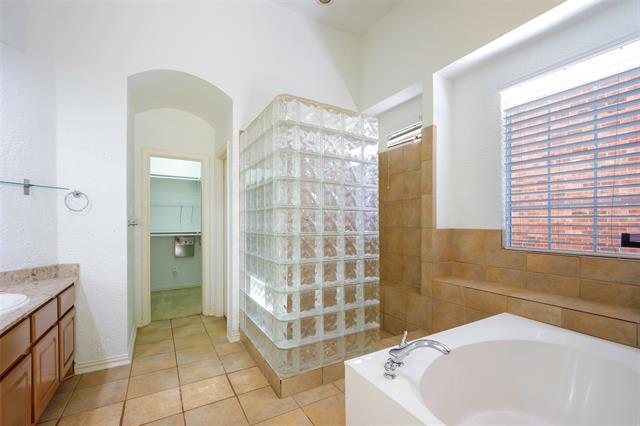Building Photo - 2742 Hidden Knoll Tr