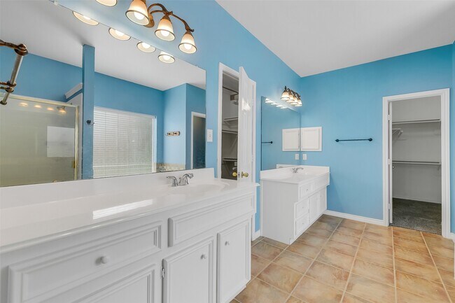 Building Photo - 7619 Limber Bough Dr