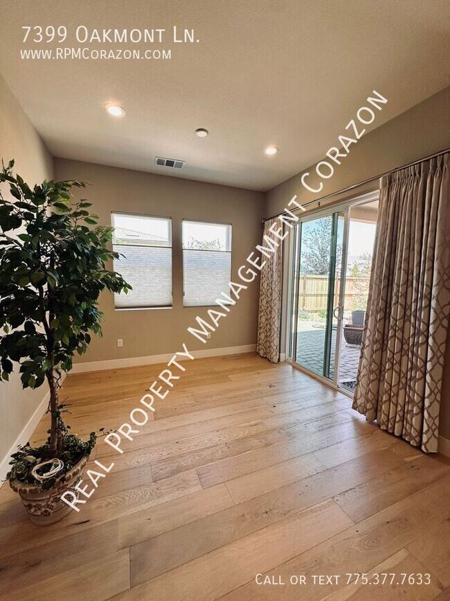 Building Photo - 7399 Oakmont Ln