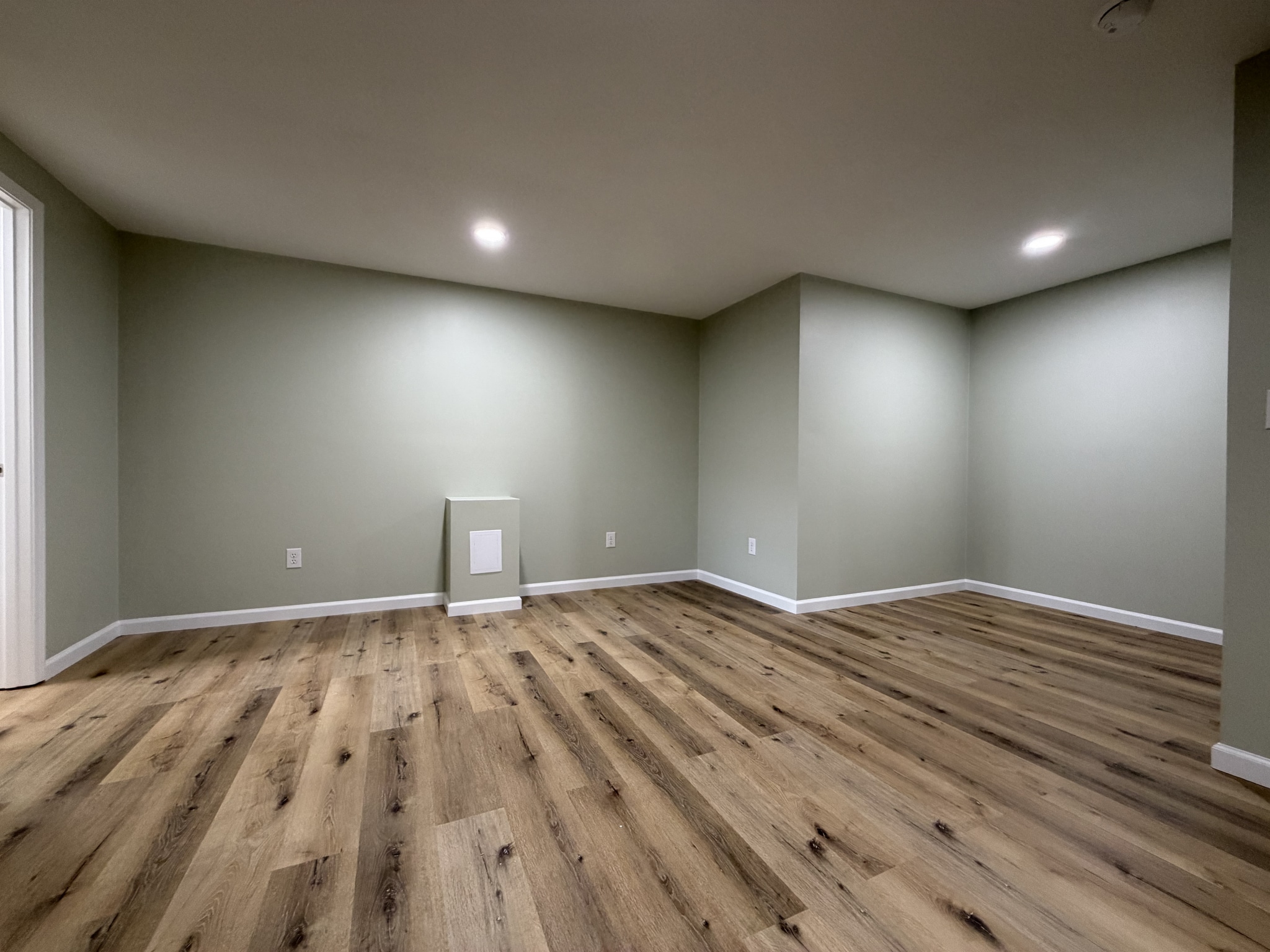 Building Photo - 13885 W 153rd Ter