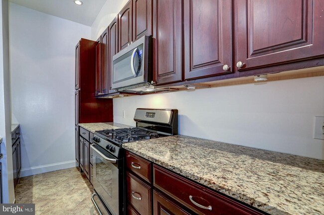 Building Photo - 2151 Florida Ave NW
