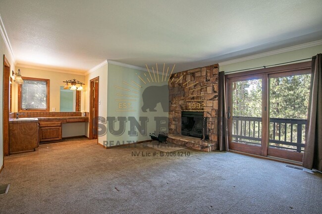Building Photo - Gorgeous Condo in Central Incline - Dog fr...