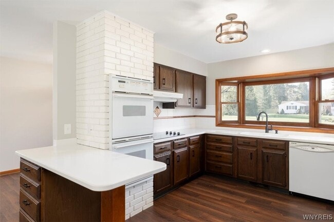 Building Photo - 60 Heiler Dr