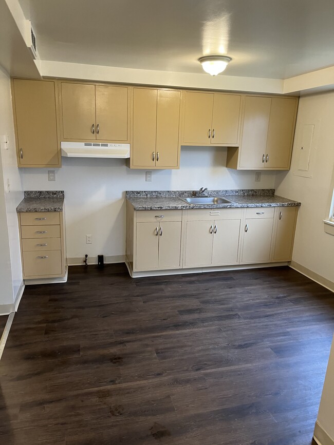 375 E Park Dr 375 E Park Dr Tonawanda NY 14150 Apartment Finder 375-e-park-dr-375-e-park-dr-tonawanda-ny-14150-apartment-finder