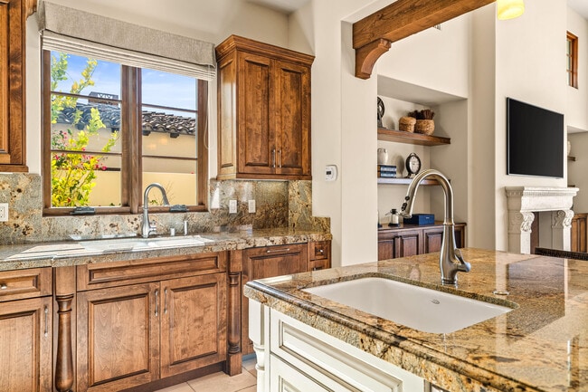 Building Photo - 43 Mount San Jacinto Cir