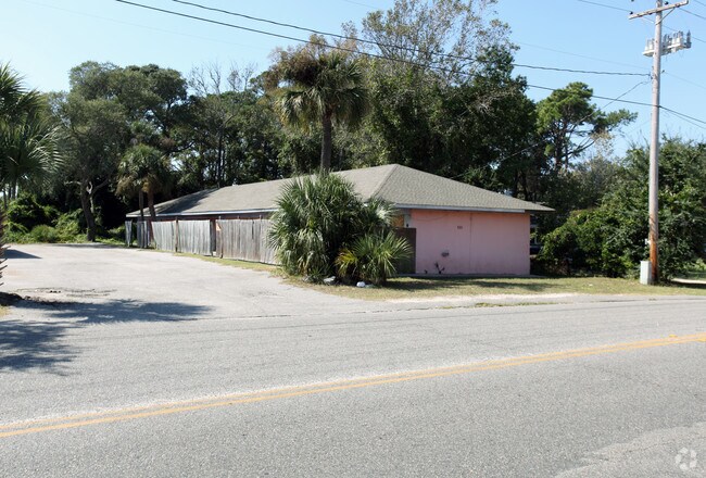 Primary Photo - 501 29th Ave N