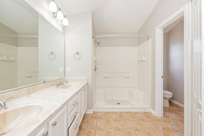 Building Photo - 12661 Evington Point Dr