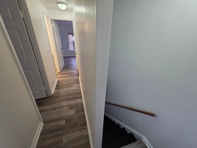 Building Photo - 2208 Lamotte St