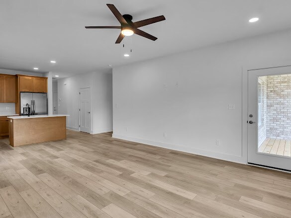 Building Photo - 7413 Westridge Dr